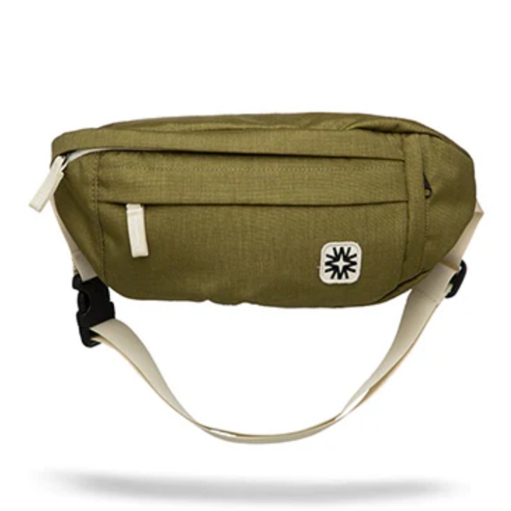 Louie Sling bag